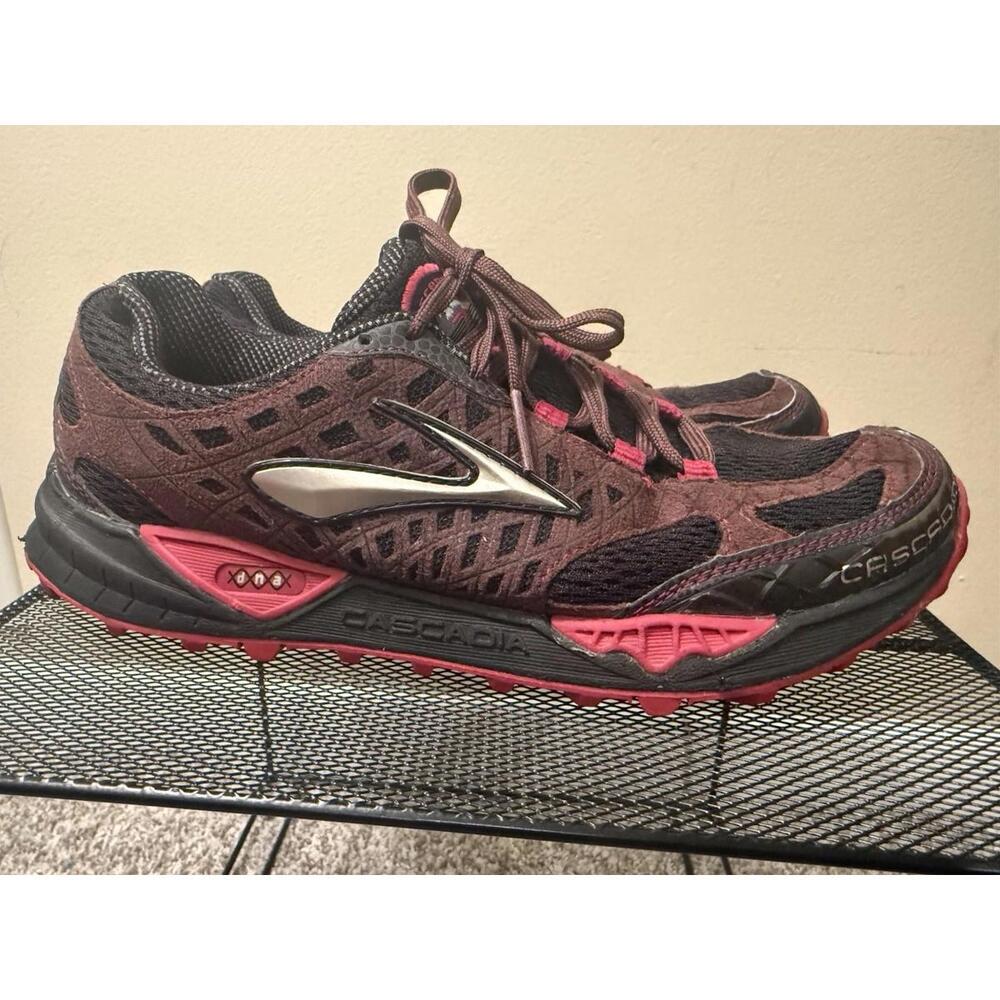 Brooks Cascadia 7 1201091B227 Brown Trail Running Shoes Lace Up Womens Size 10 B